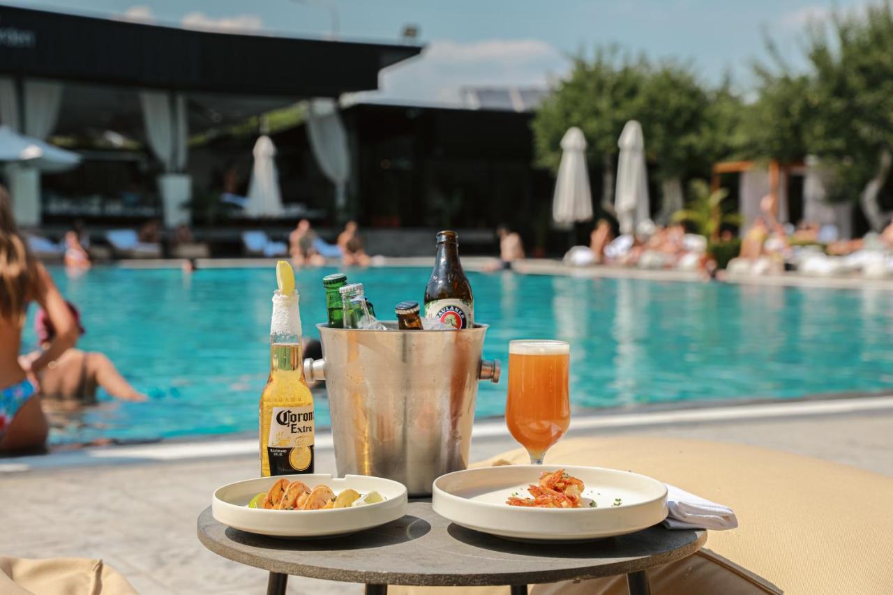 Hotel Garden Pristina Extérieur photo