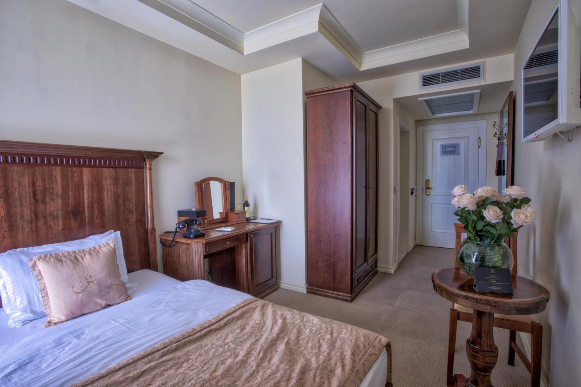 Hotel Garden Pristina Chambre photo